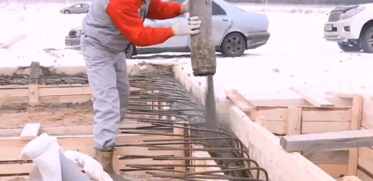 Заливка бетона в минусовую температуру